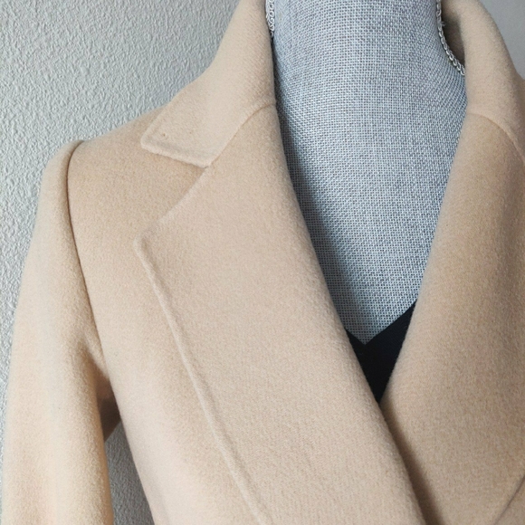Light Camel Wool Coat - Picture 5 of 10